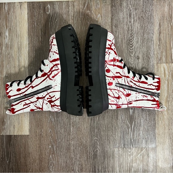 Dolls Kill TRICKZ N' TREATZ SCREAM QUEEN COMBAT BOOTS Size 9 Platform Gothic - Picture 8 of 15